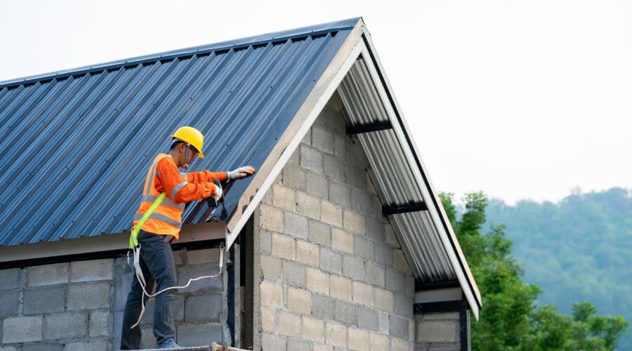 Expert top industrial roofings services in Combes, TX